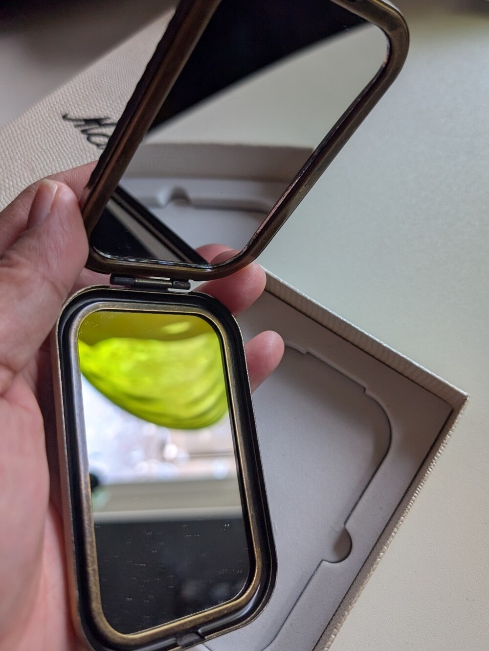 Vintage Style Pocket / Purse Mirror Regular And Magnified - Picture 3 of 3